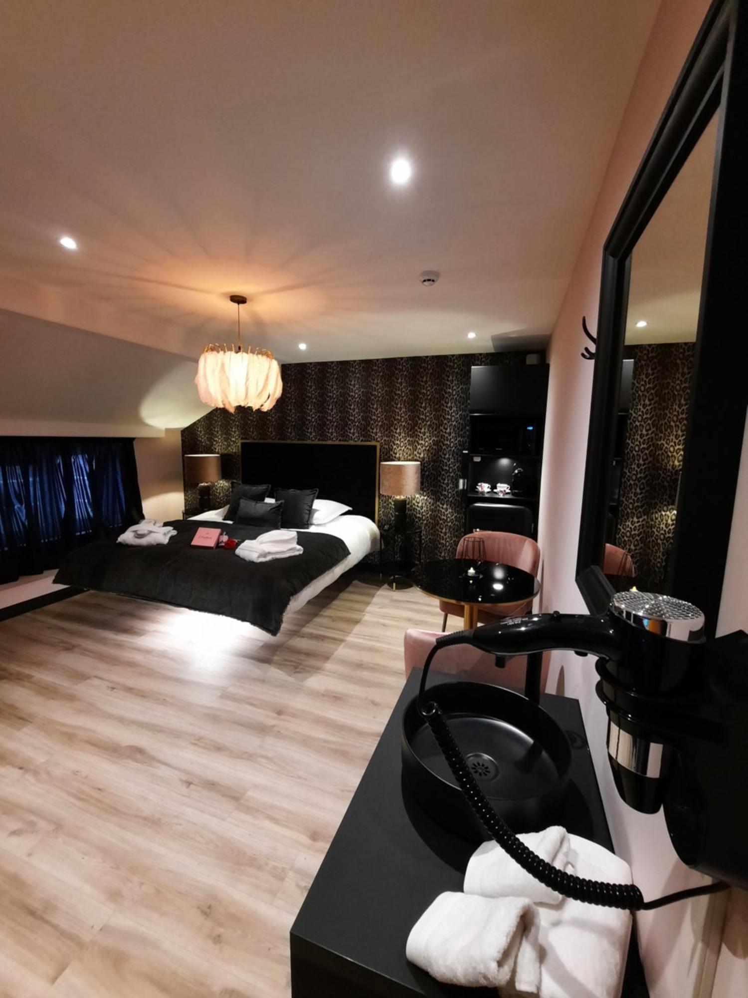 Hotel Mademoiselle Liège Eksteriør bilde